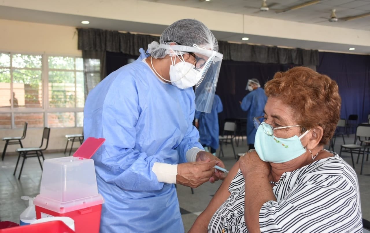 Estudio argentino: vacuna Sputnik genera anticuerpos en el 94% de quienes reciben una sola dosis | Noticias