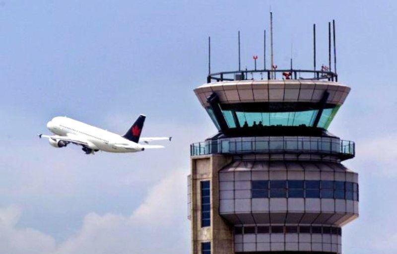 Trabajadores aéreos exigen medidas de cuidado y reconocimiento económico | Nacionales