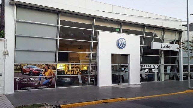 Fue a la concesionaria, pidió una prueba de manejo y robó el auto | Noticias