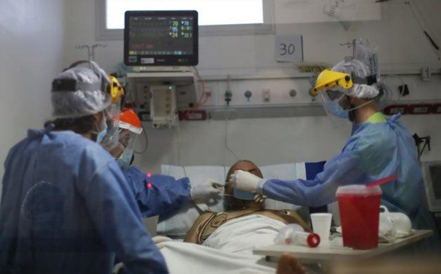 Expertos le piden a Perotti cierres más duros para frenar contagios | Noticias