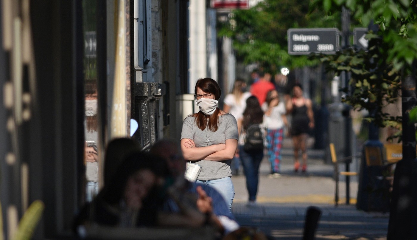Coronavirus: la provincia sumó casi 2.000 nuevos casos y la ciudad, más de 200 | Noticias
