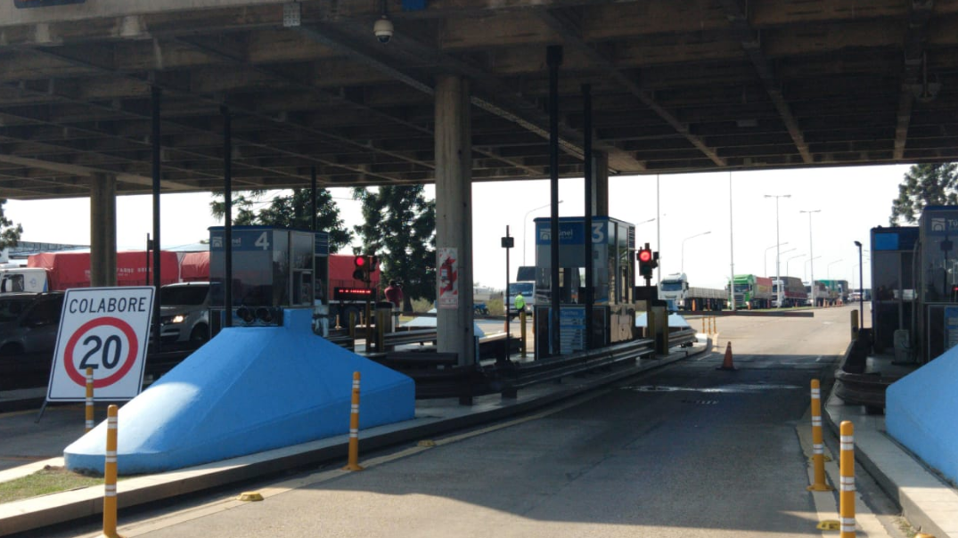 Restringen entre las 21 y las 6 el paso de autos particulares en el Túnel Subfluvial | Noticias