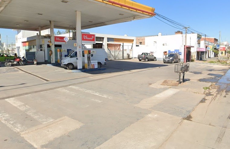 Robaron en una estación de servicio en el norte de la ciudad y los detuvieron | Información General