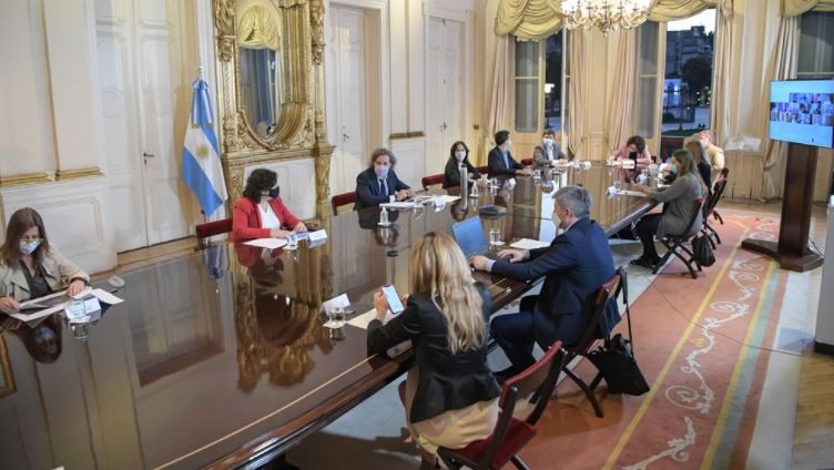 El Gobierno convocó al Comité de Expertos para analizar nuevas restricciones | Nacionales