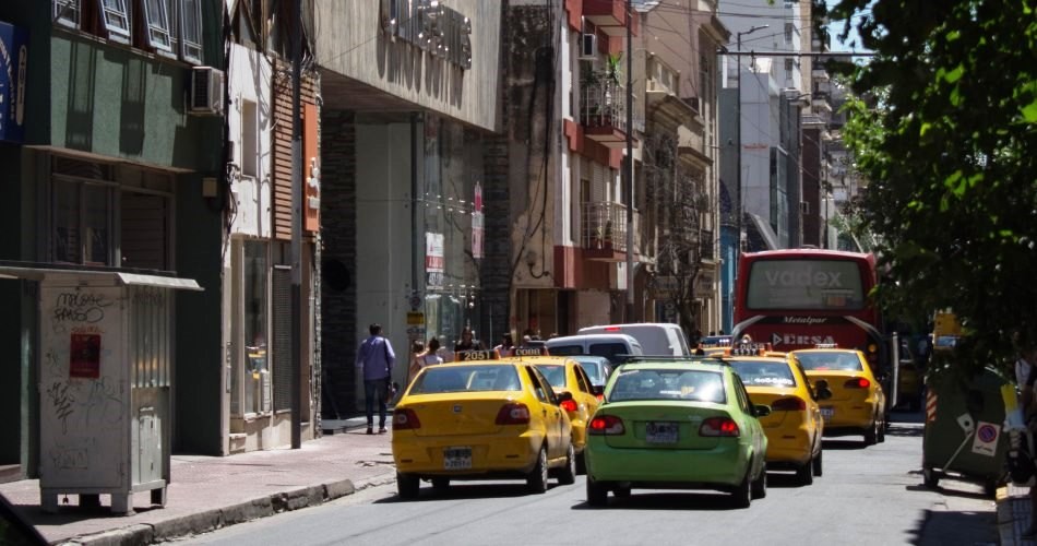 Un padre se negó a pagar la cuota alimentaria de su hijo y le suspendieron la licencia de conducir | Judiciales