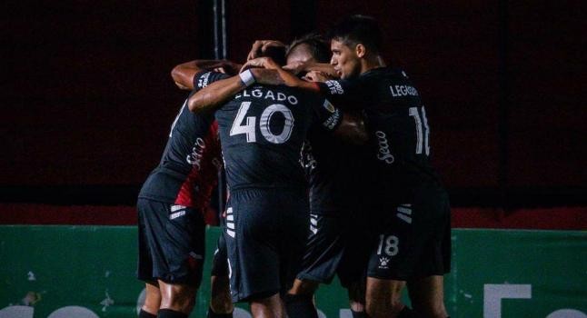 Con goles de Bianchi y Farías, el Sabalero ya está en cuartos de final de la Copa de la Liga | Deportes