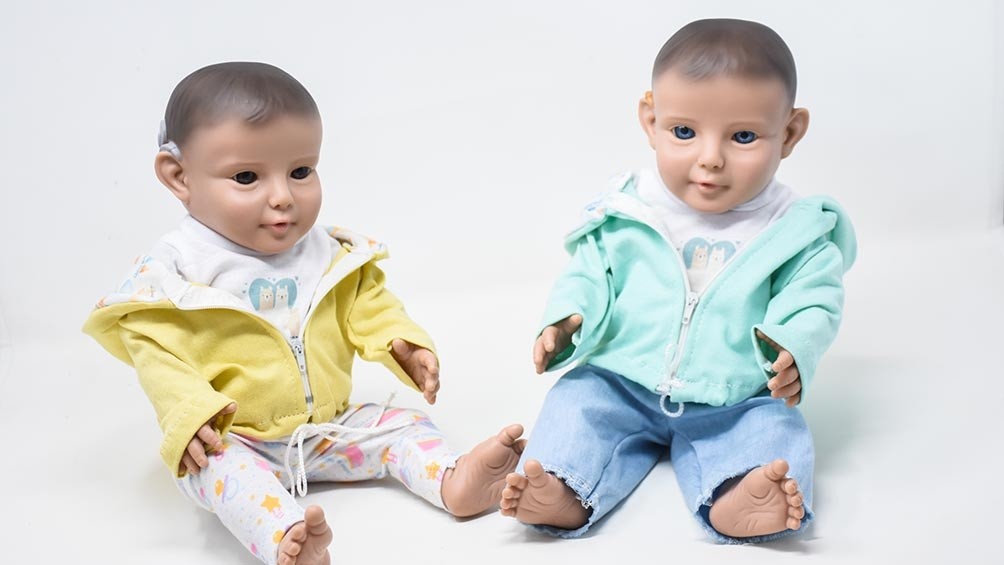 Lanzaron a Eli, el muñeco que concientiza sobre la sordera y contribuye a deconstruir el autoestigma | Información General