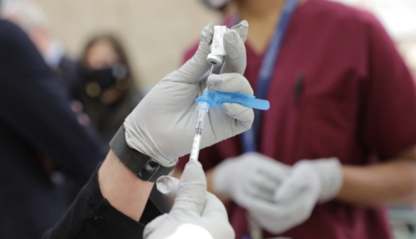 Avanzan las reuniones para probar y fabricar la vacuna israelí contra el coronavirus en Argentina | Nacionales