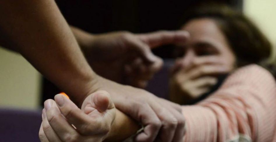 Un policía de consigna abusó de una mujer con discapacidad: fue condenado a 10 años de prisión | Judiciales