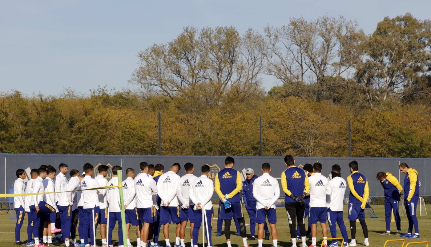 Riquelme, con el plantel de Boca: "El lunes la mitad del país tiene que estar contenta" | Deportes