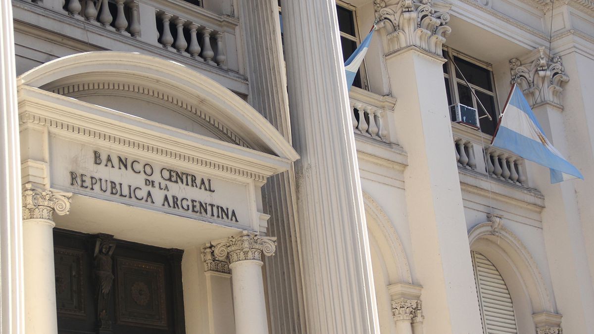 Los bancos podrán integrar parte de sus encajes con títulos del Tesoro Nacional a más de 180 días | Nacionales
