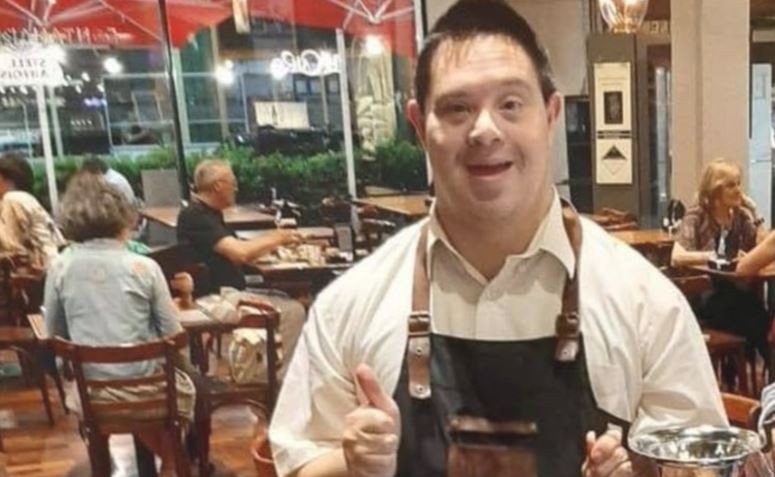 El triste adiós a Dani, el mozo con Síndrome de Down que conquistó a los rosarinos | Nacionales