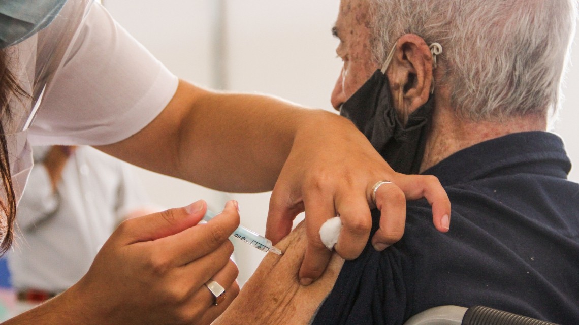 La provincia recibió más de 176mil vacunas para inmunizar contra el Covid en una semana | Noticias