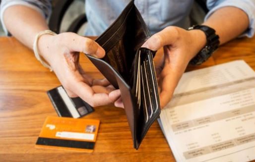 Se acerca el medio aguinaldo y sigue demorada la reglamentación para los cambios en Ganancias | Información General