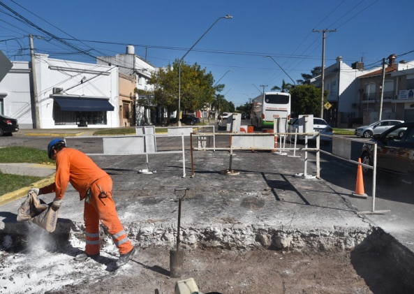 Desvíos en el tránsito y trabajos de bacheo previstos para este jueves 3 de junio | Información General