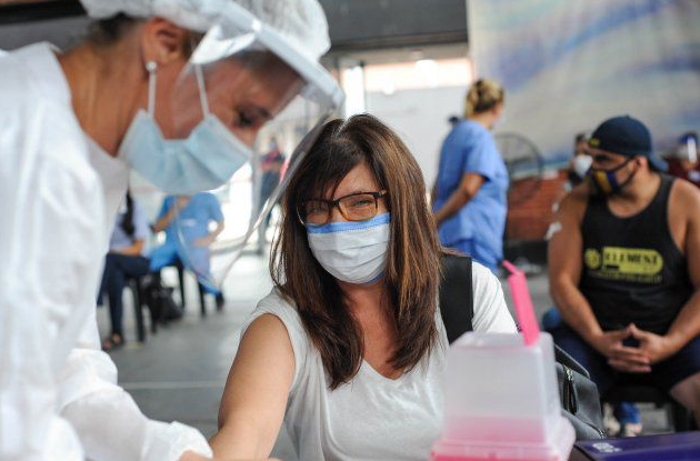 Sigue la campaña de vacunación en la Esquina Encendida, el CEF 29 y se agrega el Cemafe | Noticias