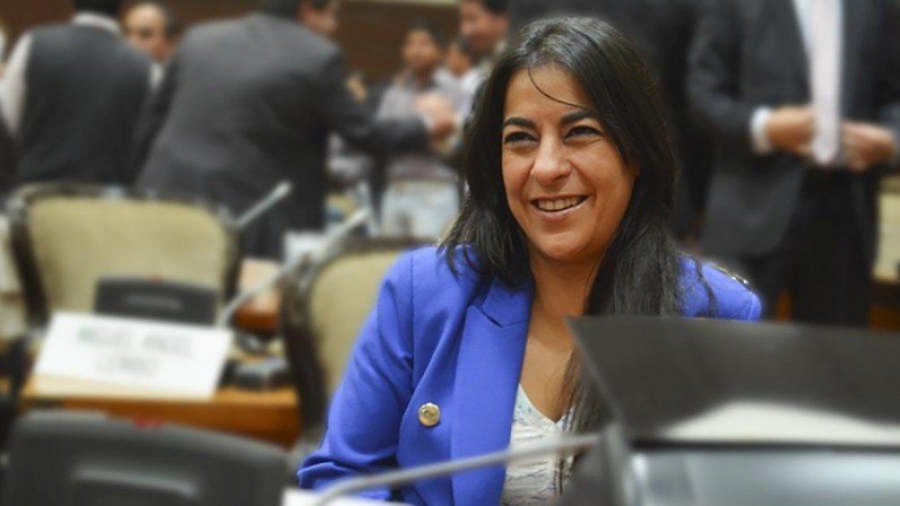 Denuncian que Gerardo Morales "guardó vacunas" para hacerlas coincidir con la campaña electoral | Legislativas