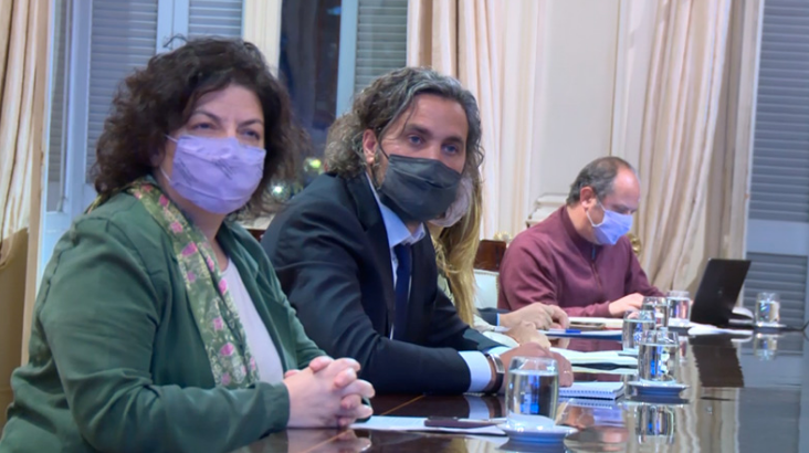 Epidemiólogos recomiendan "dividir" el receso invernal para evitar tercera ola de Covid | Noticias