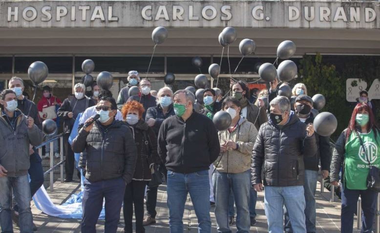Masiva renuncia de enfermeros al Hospital Durand | Nacionales