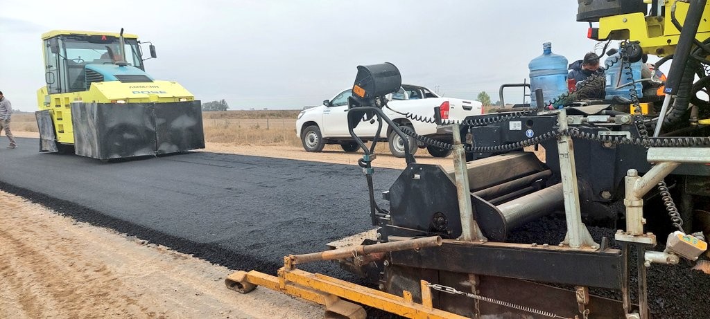 Intensifican obras viales en más de un centenar de kilómetros de rutas con una inversión superior a los $4.500 millones | Noticias