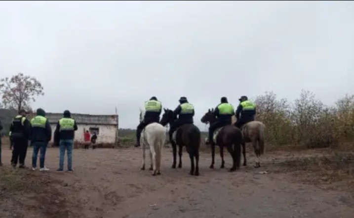 Hallaron muerta en una finca a una trabajadora rural: buscan a un compañero | Igualdad y Género