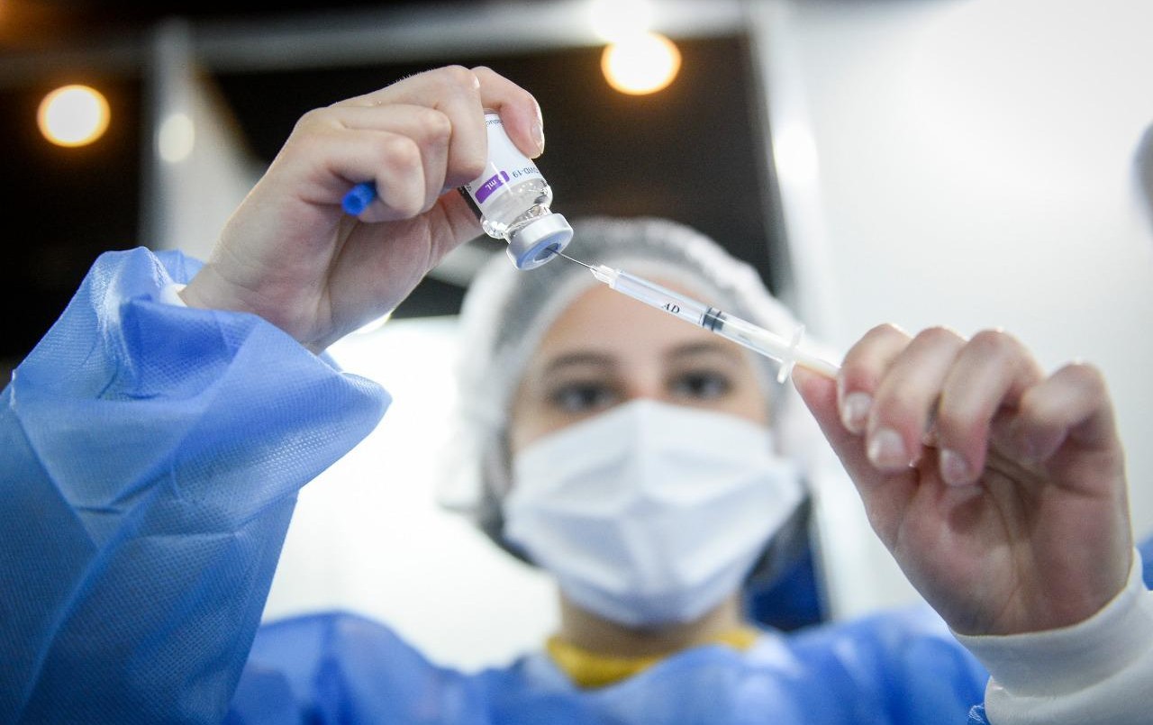 En un mes se vacunó a más de 7.600.000 personas y arribaron casi 8 millones de dosis | Nacionales