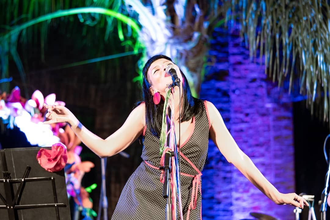 La santafesina Srta. Miraflores estrenó la canción grabada en vivo: En Nosotres | Espectaculos