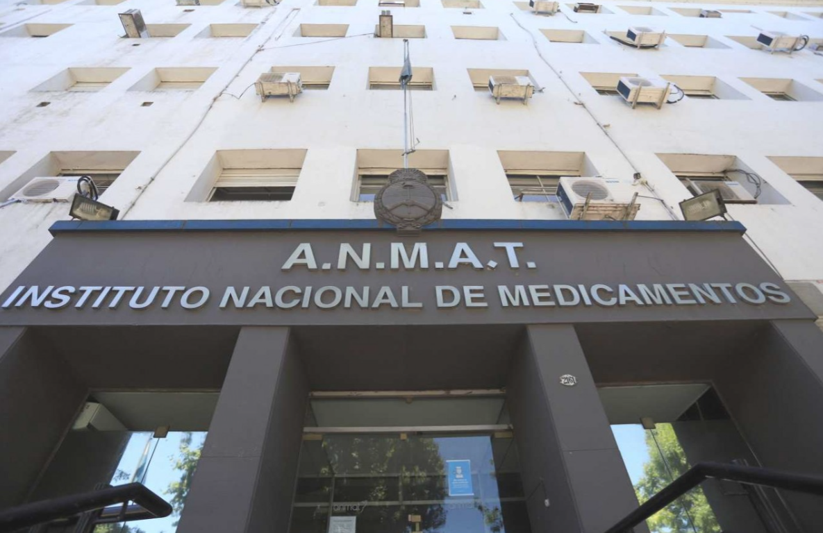 Prohíben la comercialización de dos lotes de chocolates a raíz del robo de un camión | Información General