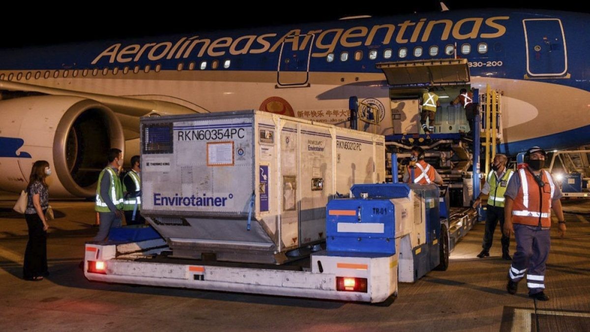 Preparan 10 vuelos de Aerolíneas a China para traer más vacunas contra el coronavirus | Nacionales