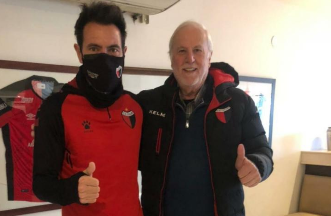 Eduardo Domínguez firmó su continuidad en Colón | Deportes