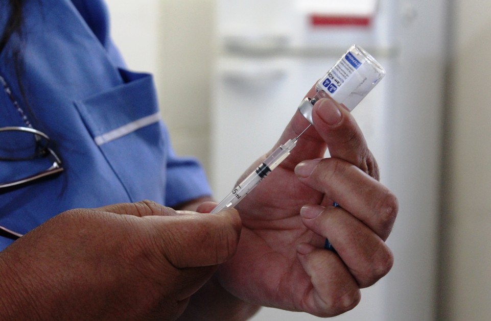 El fin de semana continuarán vacunando contra el coronavirus en Santa Fe | Información General
