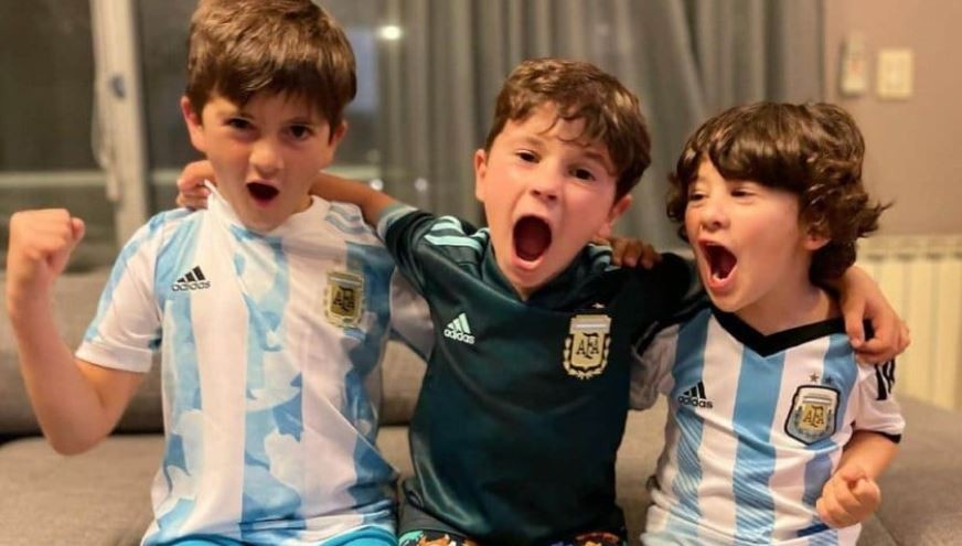 La videollamada de Lionel Messi con Antonela y el festejo de sus hijos tras la victoria de Argentina | Deportes