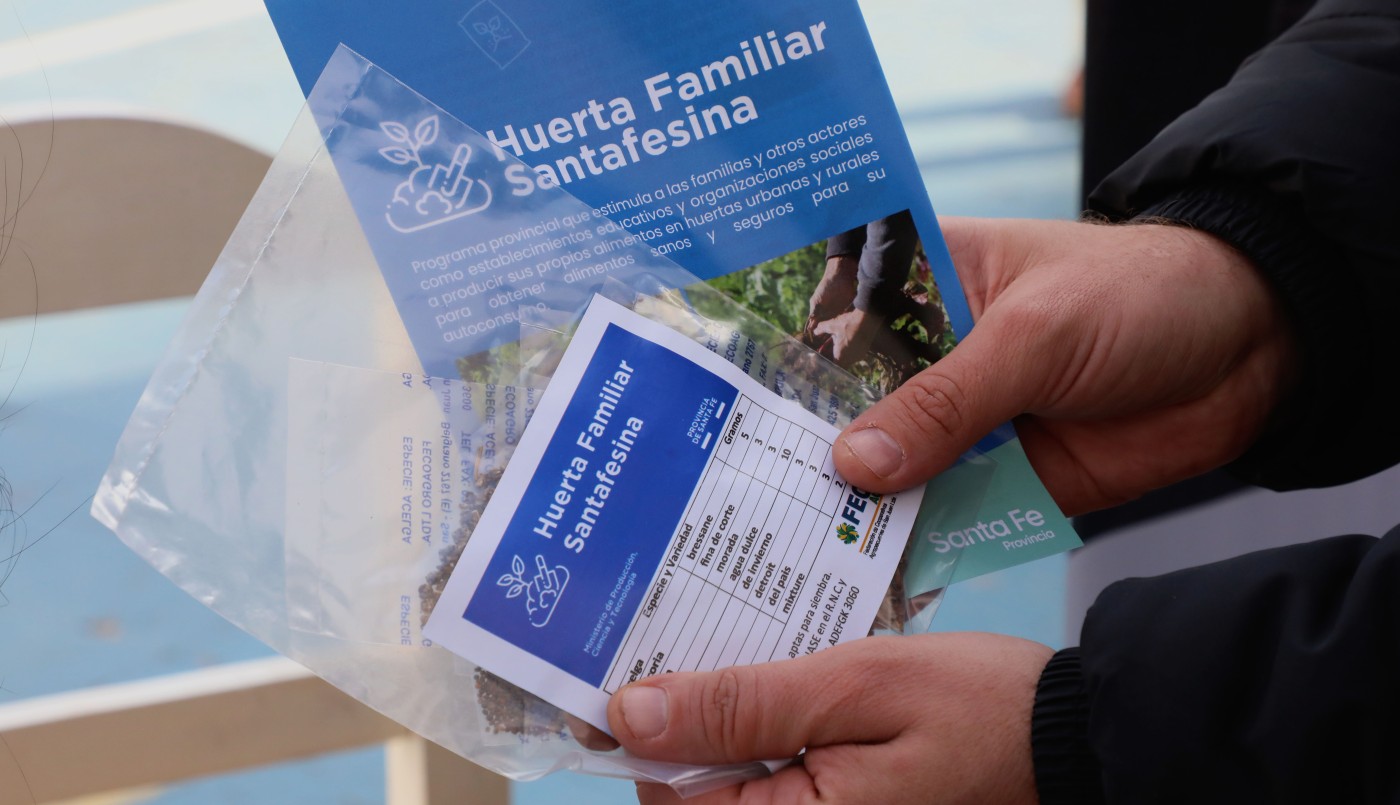 Huerta Familiar Santafesina: buena marcha de la entrega de kits de semillas en la ciudad Santa Fe | Información General