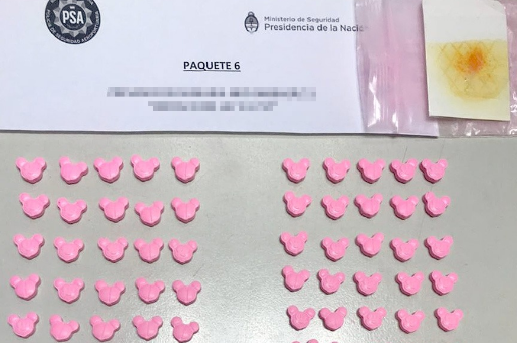 Detuvieron a un hombre con 700 pastillas de éxtasis en Aeroparque | Nacionales