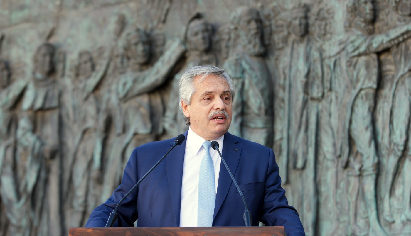 Fernández, tras firmar acuerdo con Moderna: "Tenía una enorme preocupación por la vacuna pediátrica" | Nacionales