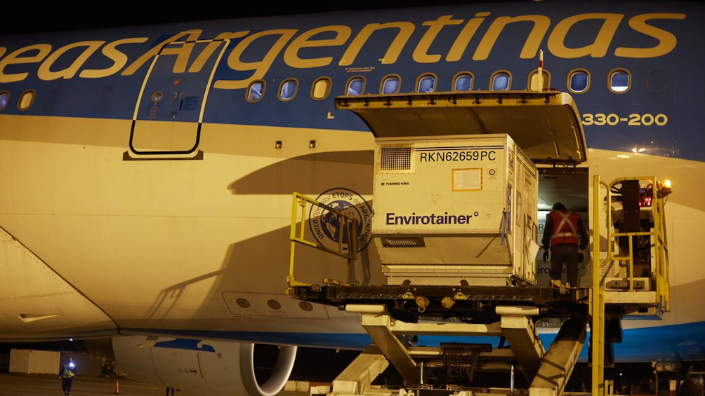 Parte un nuevo vuelo de Aerolíneas para traer más de vacunas Sinopharm de China | Nacionales