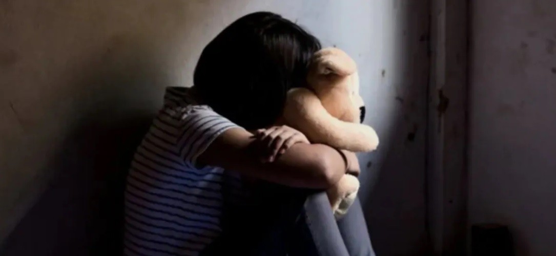 La Justicia ordenó que se suprima del DNI de una nena el apellido de su padre abusador | Igualdad y Género