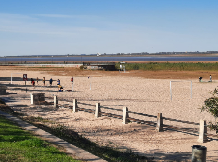El tiempo en la ciudad: cielo despejado y descenso de la temperatura | Información General