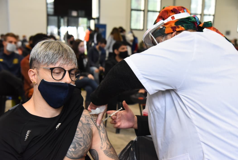 Más de 3 mil turnos para hoy y se suma La Redonda como centro de vacunación | Noticias