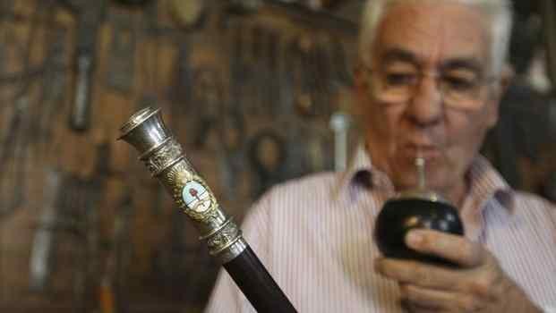 El bastón presidencial que costó $1 | Nacionales