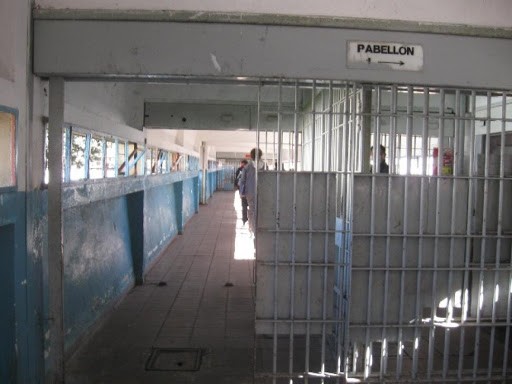 Video: desde la cárcel mandó a dos hombres a balear la casa de su ex pareja | Igualdad y Género