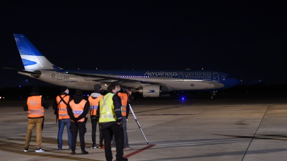 Llegaron al país 3,5 millones de dosis de la vacuna Moderna desde Estados Unidos | Nacionales