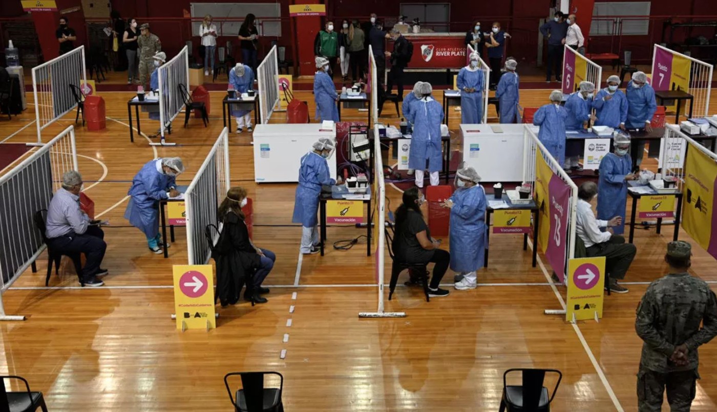 El 65,5% de los mayores de 18 años recibió al menos una dosis de la vacuna | Nacionales