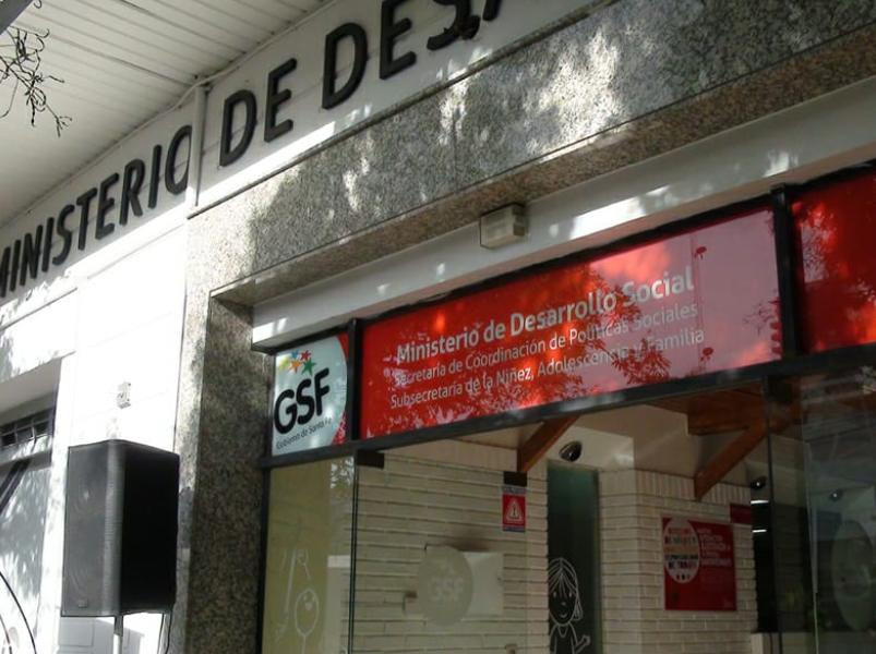 Dolor inmenso: rescataron a 4 niños abandonados en la ciudad | Noticias