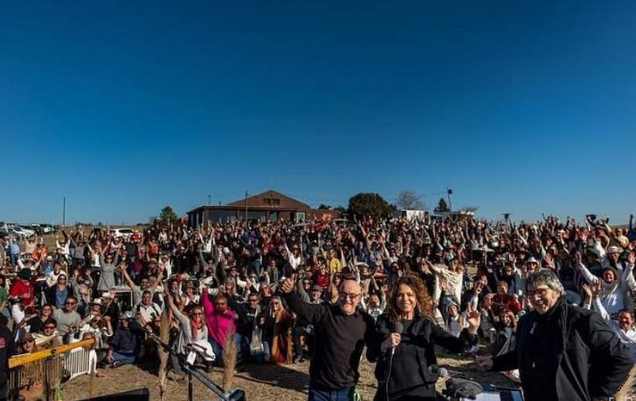 Córdoba: en La Cumbre con música al aire libre, pero sin distancia ni barbijos | Nacionales