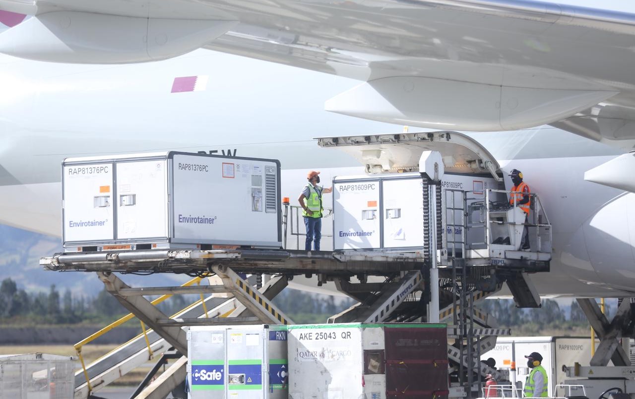 Arribó una primera tanda de vacunas del laboratorio Cansino con 200 mil dosis | Nacionales