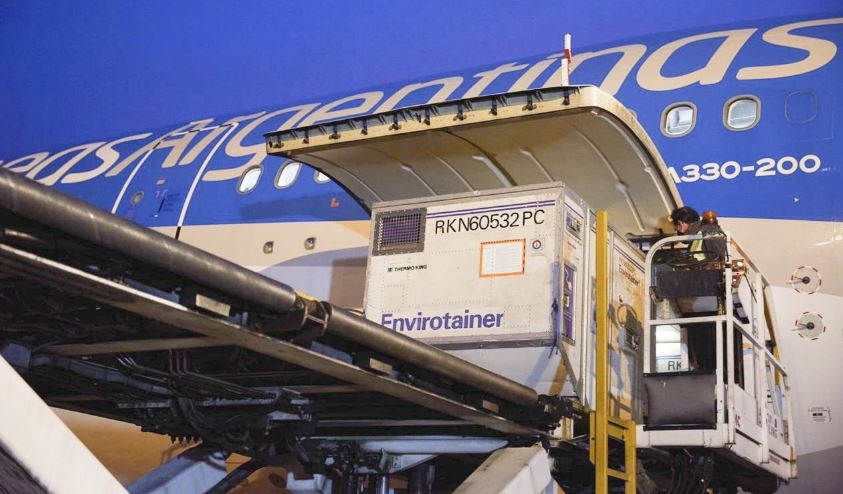 Llegan 400 mil dosis del componente 2 de Sputnik V y 200 mil de AstraZeneca | Nacionales