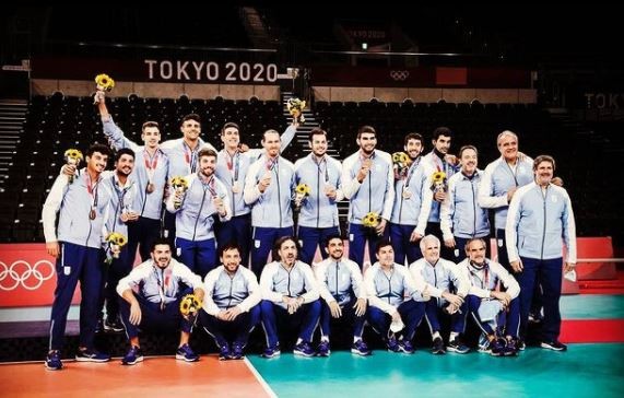 El seleccionado masculino de vóleibol llegó al país tras su histórico bronce en Tokio 2020 | Deportes