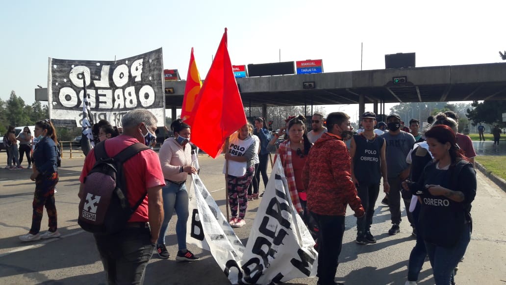 Demoras y colas de vehículos: El tránsito en el Túnel Subfluvial está interrumpido por una protesta | Noticias