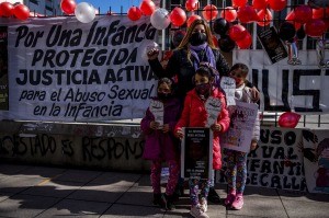 Víctima de abuso sexual reclama que no cierren la causa en la que denunció a su padre y abuelo | Igualdad y Género